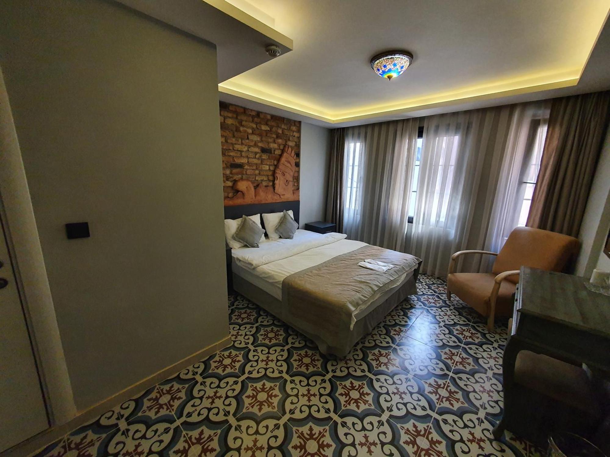 A Otel
