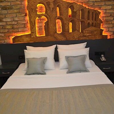 A Otel